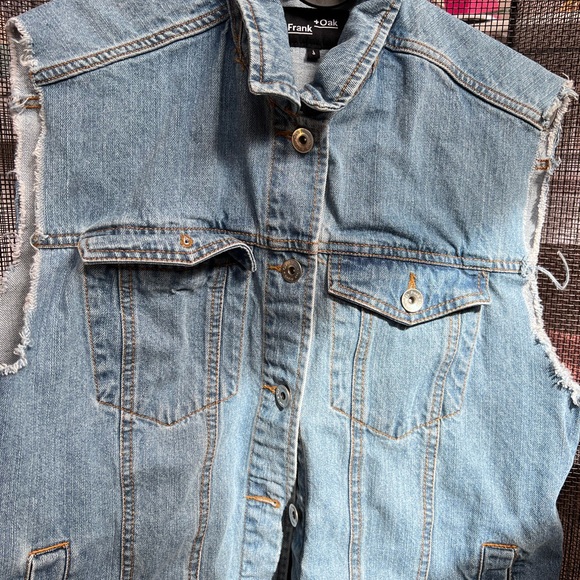 Frank & Oak Denim Vest. - Picture 4 of 6